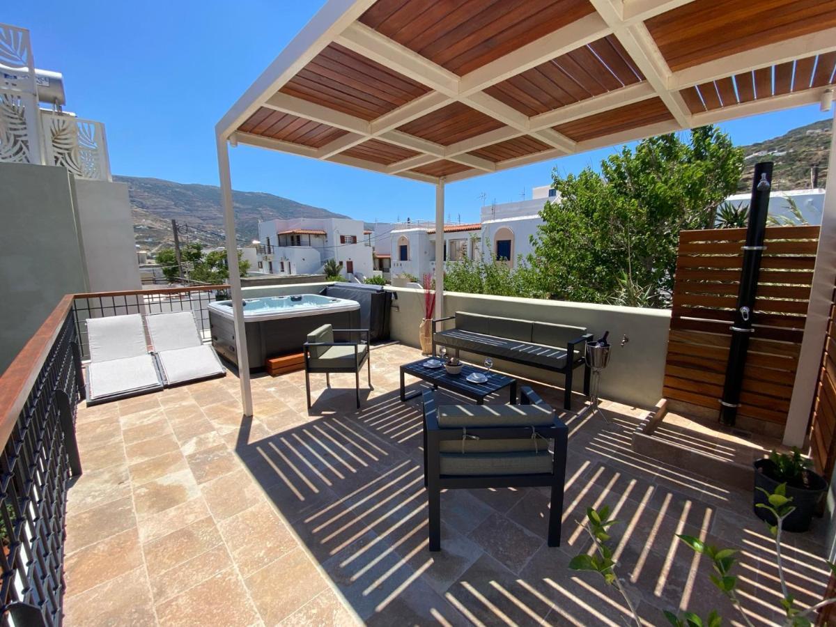 Andros 4 All Seasons Villas & Suites Ormos  Exterior photo
